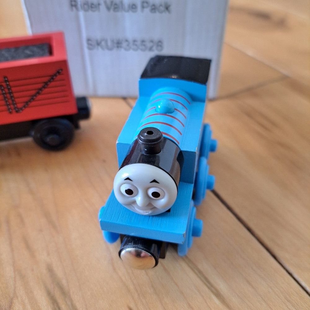 VHTF!  PEG PEREGO SPECIAL EDITION THOMAS TRACK RIDER Thomas Train Wooden Railway - Picture 5 of 12